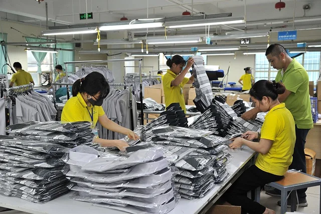 Quality assurance inspection for custom cut and sew apparel manufacturing