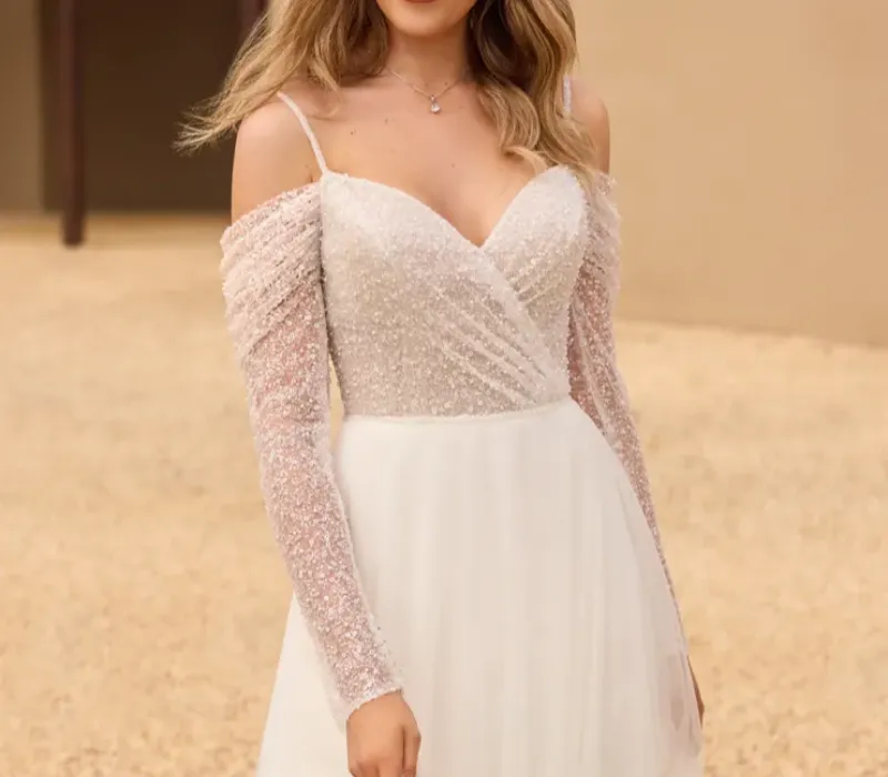 Off-the-Shoulder Sleeve