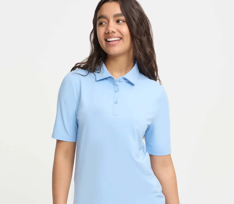 Pique polo shirt with a short placket and soft collar