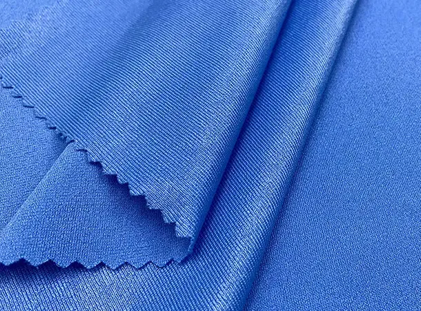 Polyester / PBT Blends