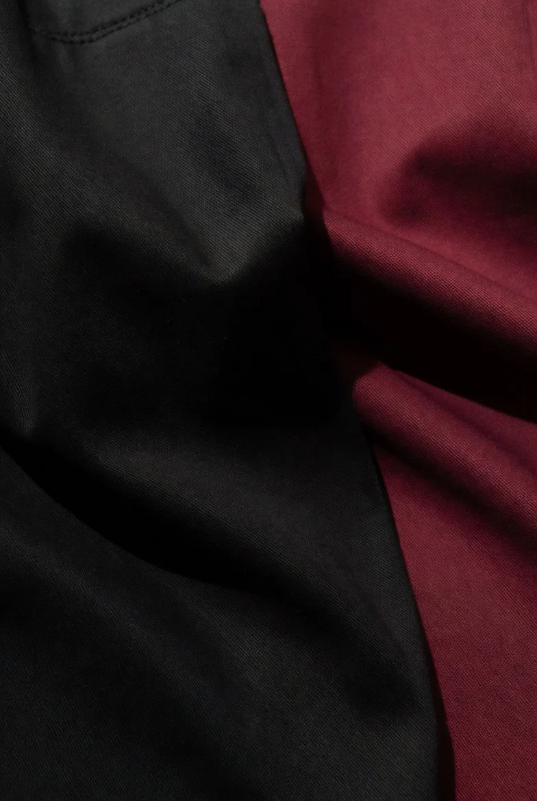 Heavyweight poly-cotton drill fabric at 250–350 GSM for outerwear and statement pieces