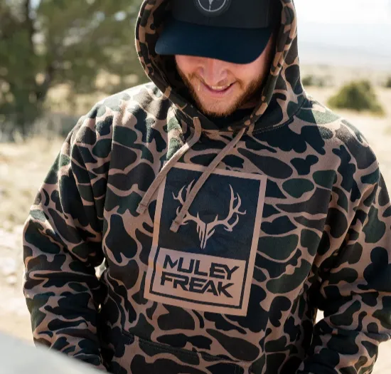 Custom hunting hoodie with quiet anti-pill fleece and carbon scent-control — silent mid-layer for tree stand and blind hunting